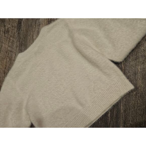 Urban Outfitters white fuzzy fluffy crop sweater womens juniors large free peopl - Picture 8 of 8